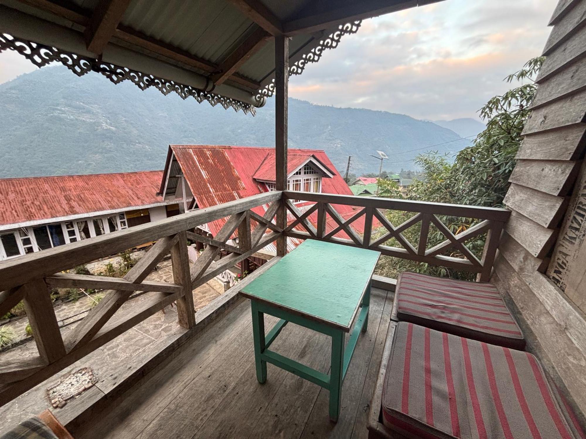Апартаменты Odyssey'S Darap Eco Retreat Пеллинг Экстерьер фото