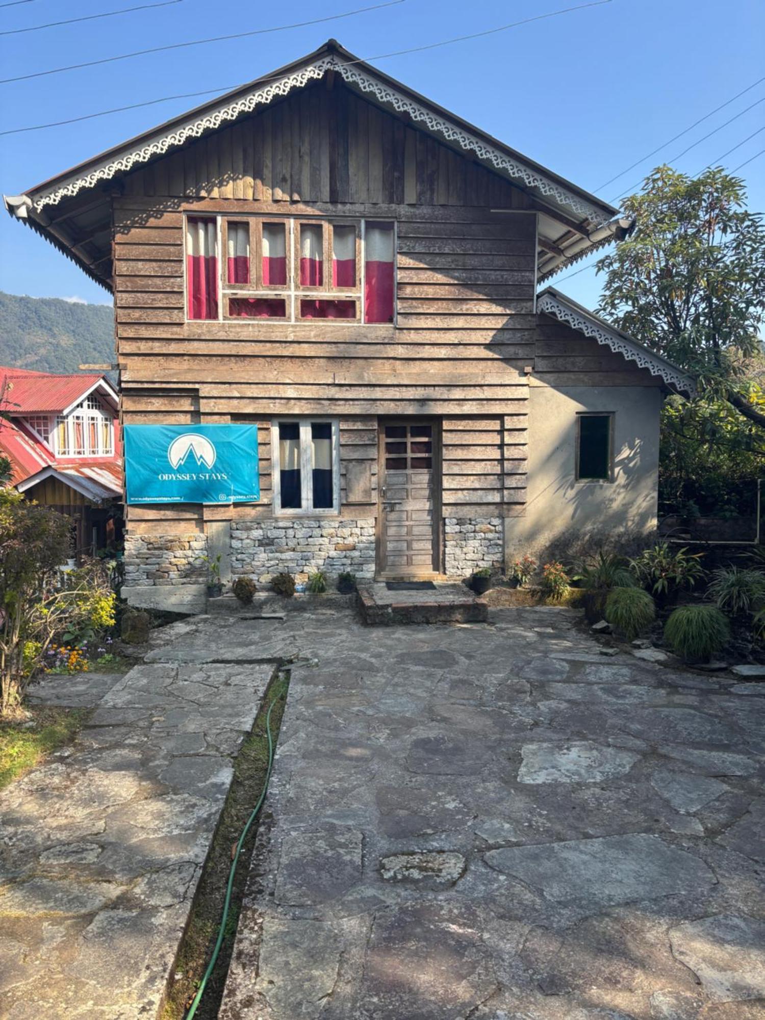 Апартаменты Odyssey'S Darap Eco Retreat Пеллинг Экстерьер фото